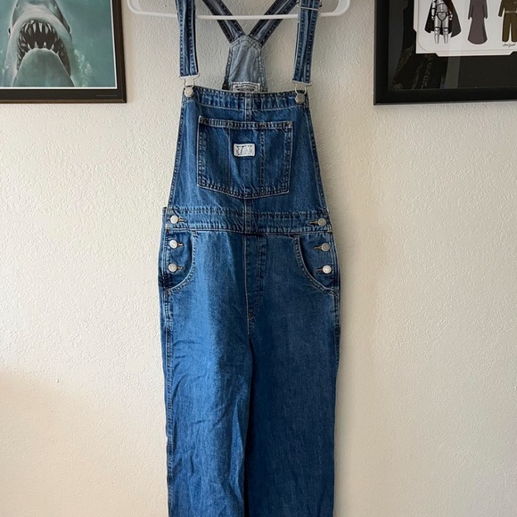 Levi's Vintage-style Overalls - Picture 2 of 4